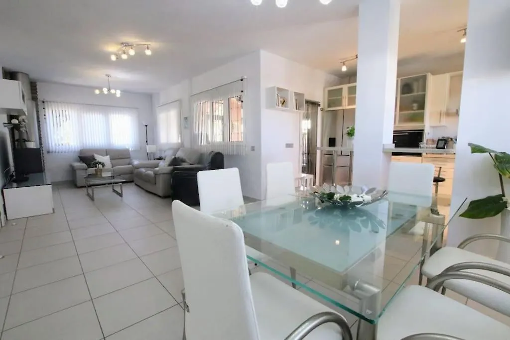 Tess Villa Andalusian Sun Malaga 0*,  Spain